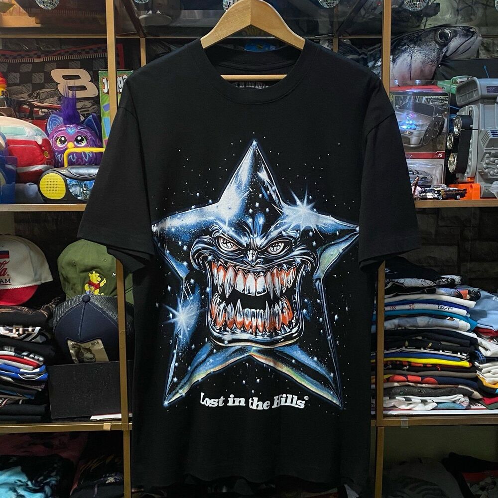 Lost in the Hills Chrome Monster Star Rhinestone Graphic T-Shirt Mens Medium